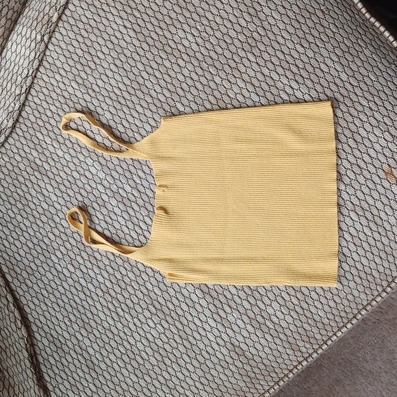 Yellow crop tank top sz XS - Picture 2 of 5